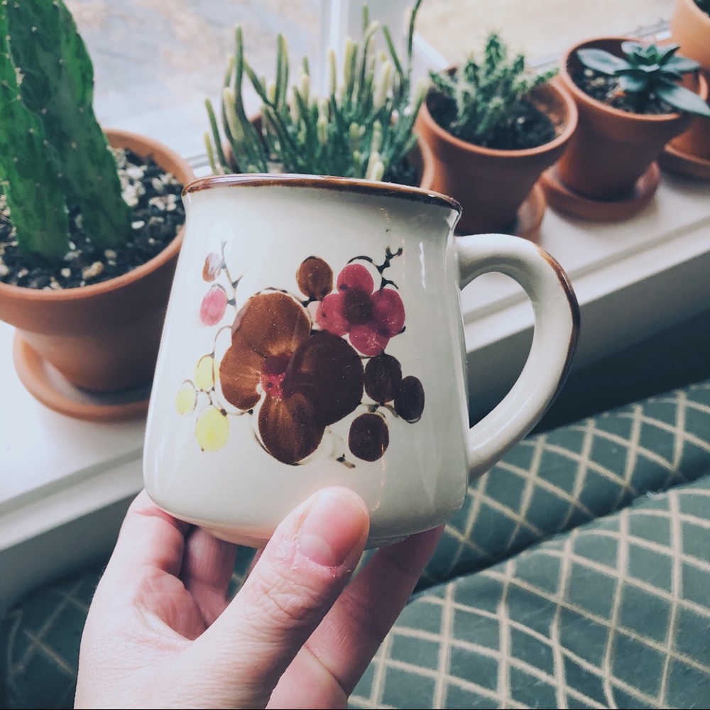 Vintage Floral Mug